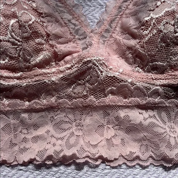 Lace Bralette in Soft Pink size small - Picture 8 of 11
